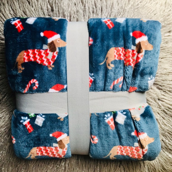 Berkshire Dachshund Weiner Dog Blue Blanket Throw - Picture 4 of 10